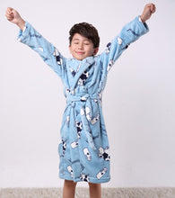 Load image into Gallery viewer, Winter Children&#39;S Bathrobes Flannel Warm Robe Cartoon Penguin Soft Thicken Bath Robe for Kids Navy Blue Football Boys Bathrobe