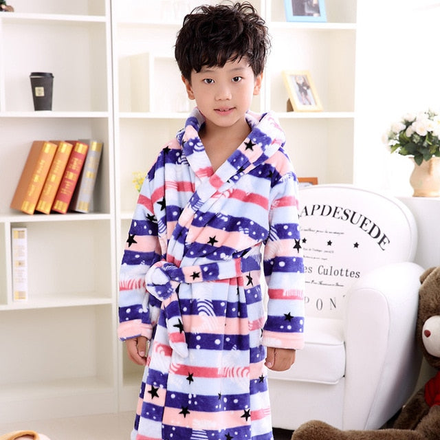 Winter Children'S Bathrobes Flannel Warm Robe Cartoon Penguin Soft Thicken Bath Robe for Kids Navy Blue Football Boys Bathrobe